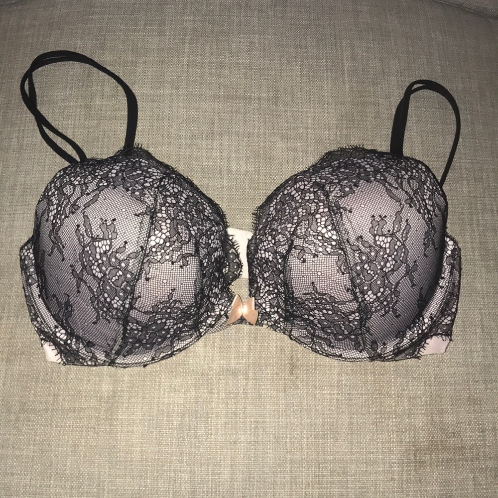 Very sexy push-up bra Victoria Secrets